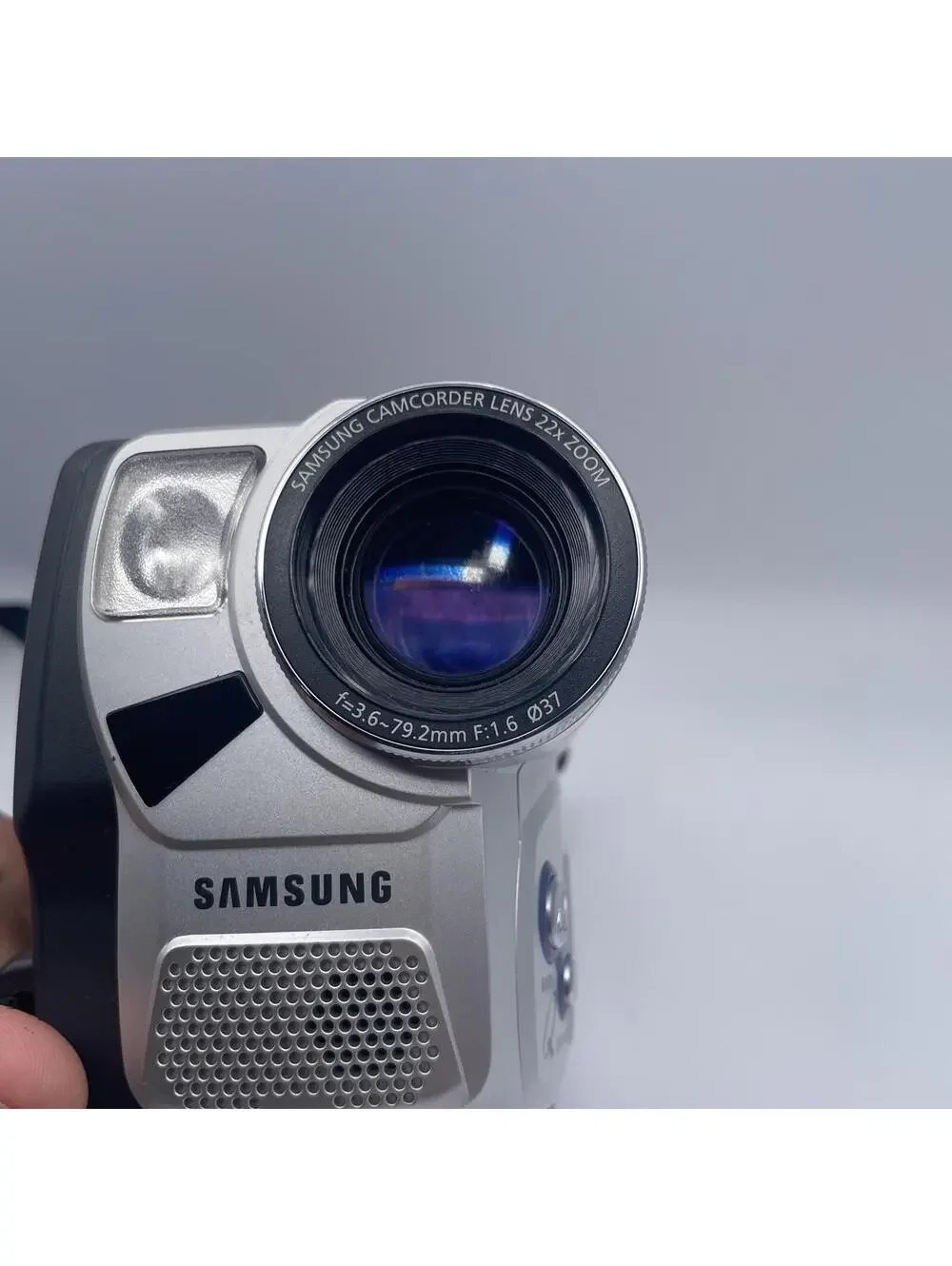 Samsung SCL906 Hi8 NTSC 8mm Camcorder W/O Charger! Parts Only Untested